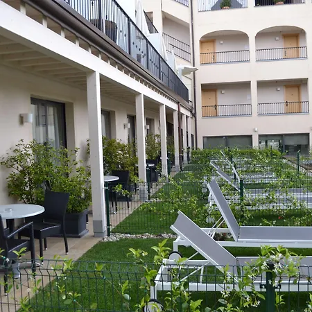 Villa Luisa Resort & Luxury Apartments-3
